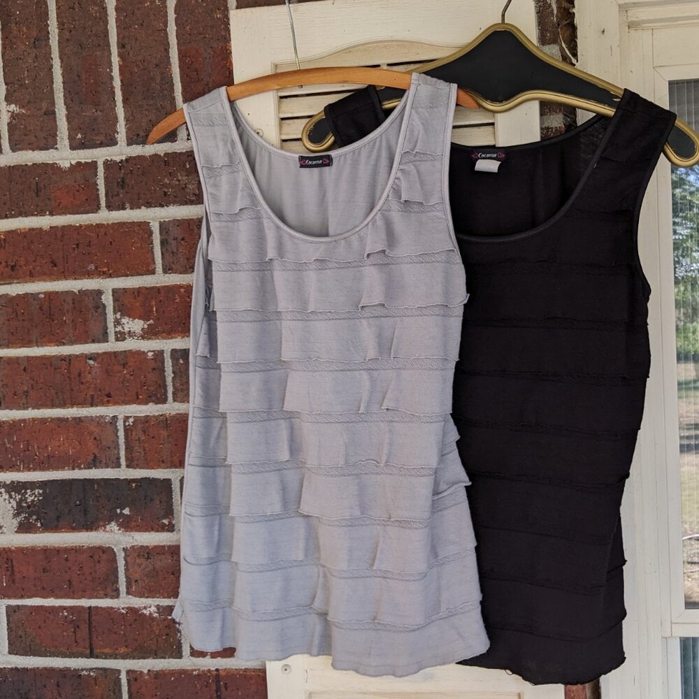 2 Cocomo Layered Ruffle Sleeveless Tanks One Silver Gray & One Black  L